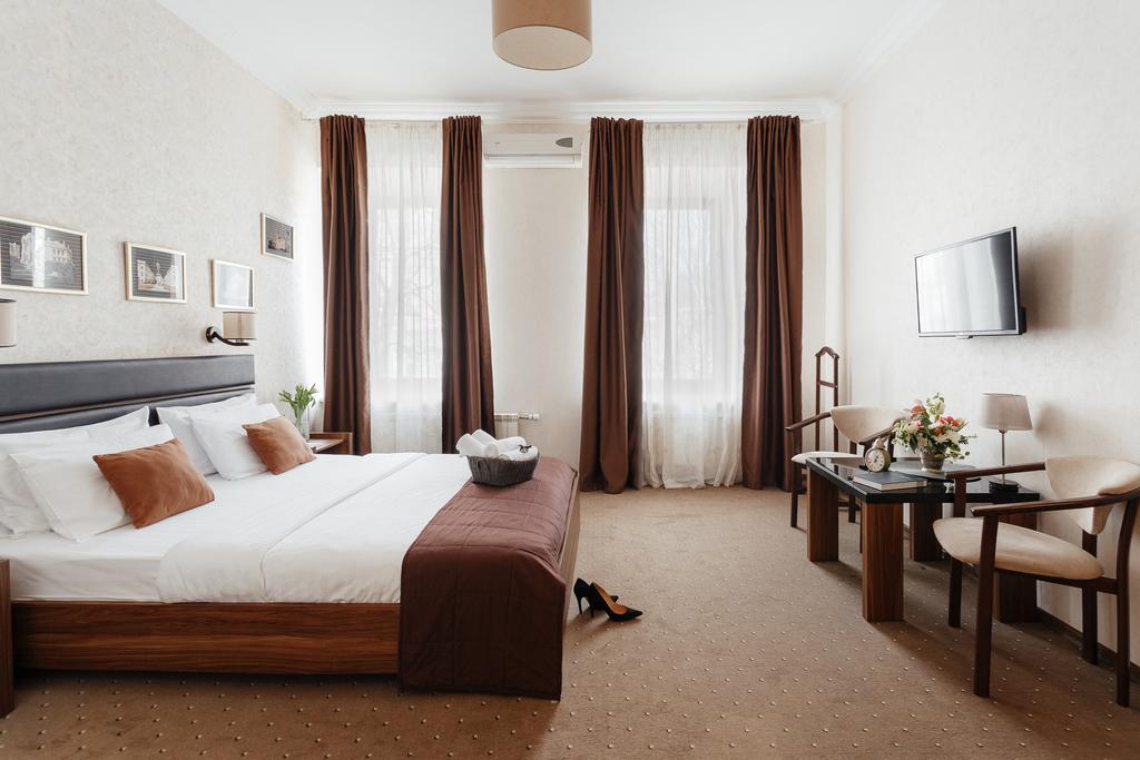 Noname Hotel Odessa Екстериор снимка