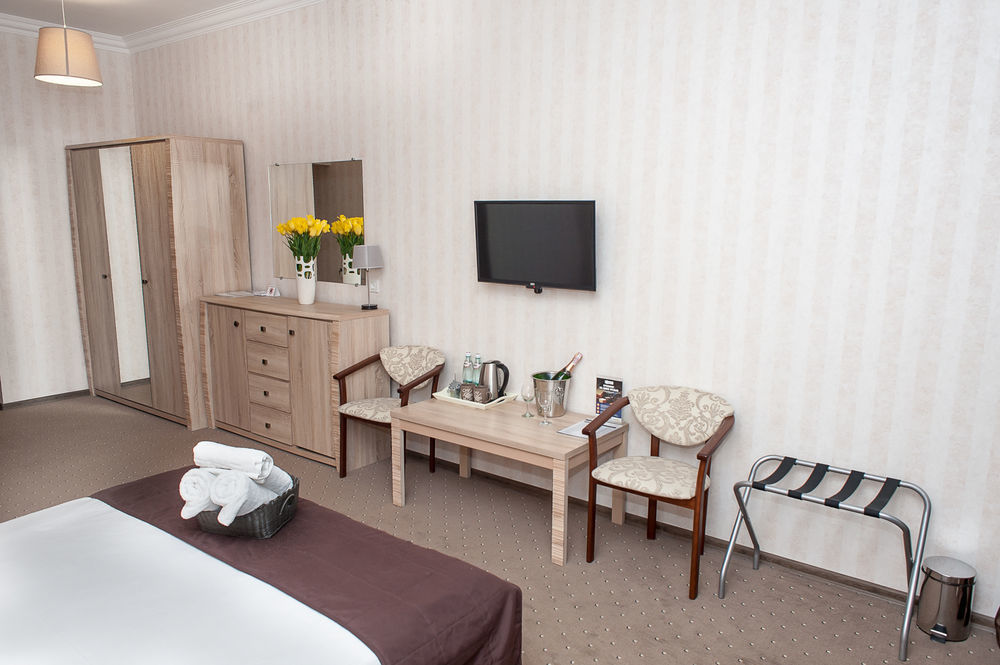 Noname Hotel Odessa Екстериор снимка