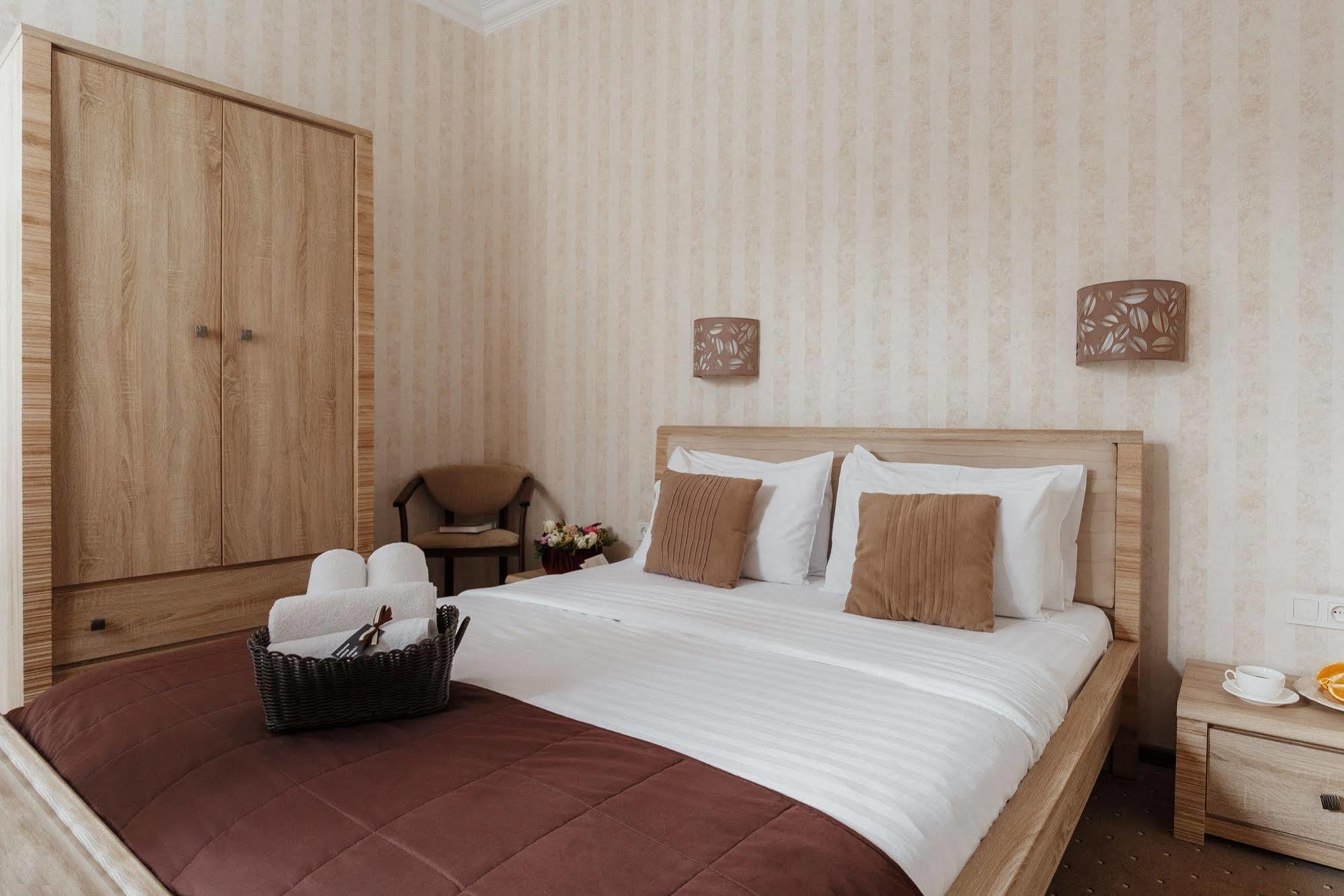 Noname Hotel Odessa Екстериор снимка