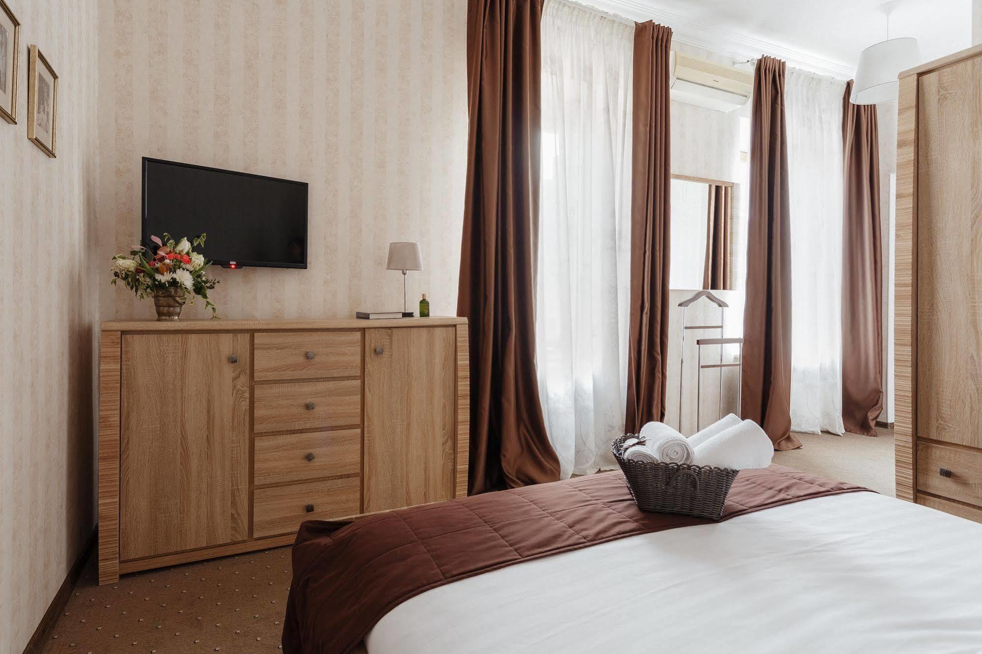Noname Hotel Odessa Екстериор снимка
